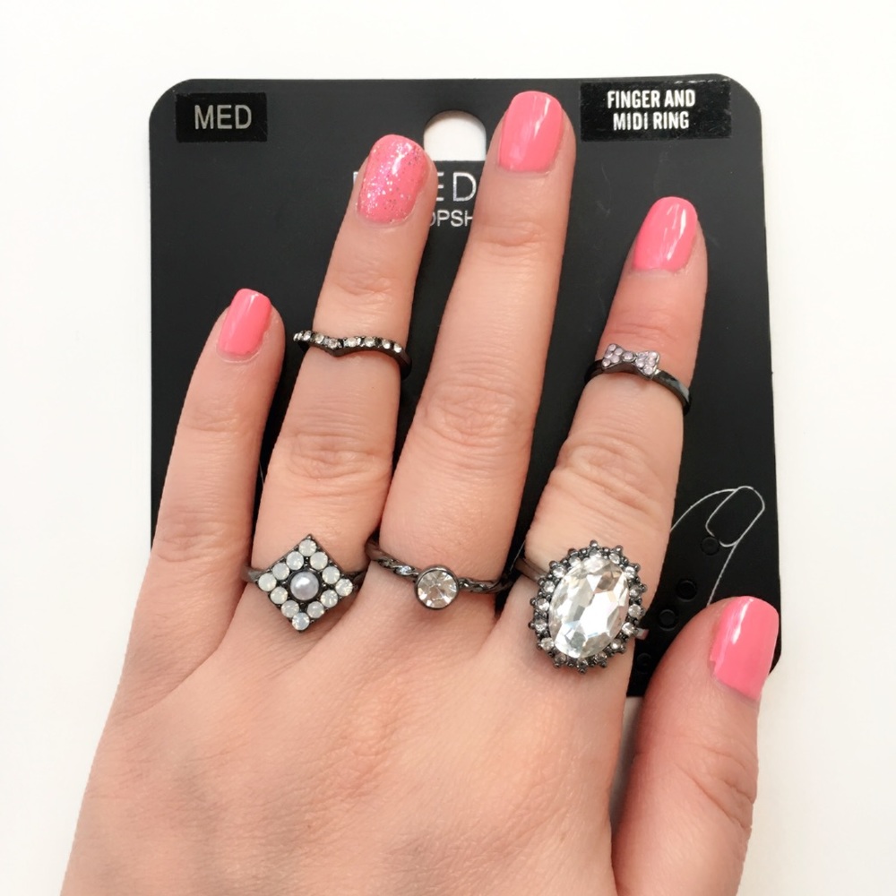 Topshop Fingers and Midi Rings Set